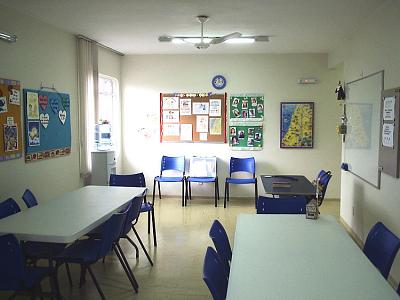 Clique na imagem para uma verso maior

Nome:	         Sala de aula 1.jpg
Visualizaes:	8
Tamanho: 	97,5 KB
ID:      	18831